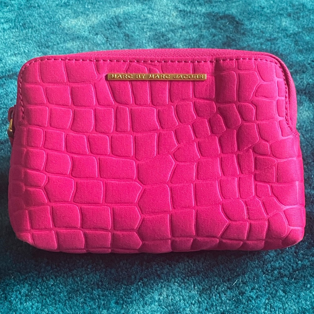 Marc by Marc Jacobs magenta makeup pouch